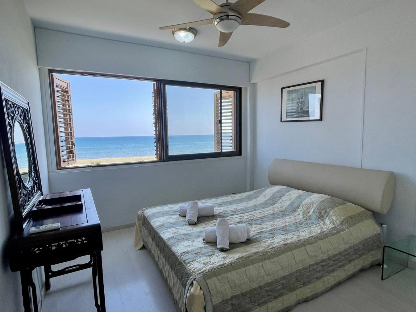 Sea View Suite In Makenzy Larnaca Exterior photo